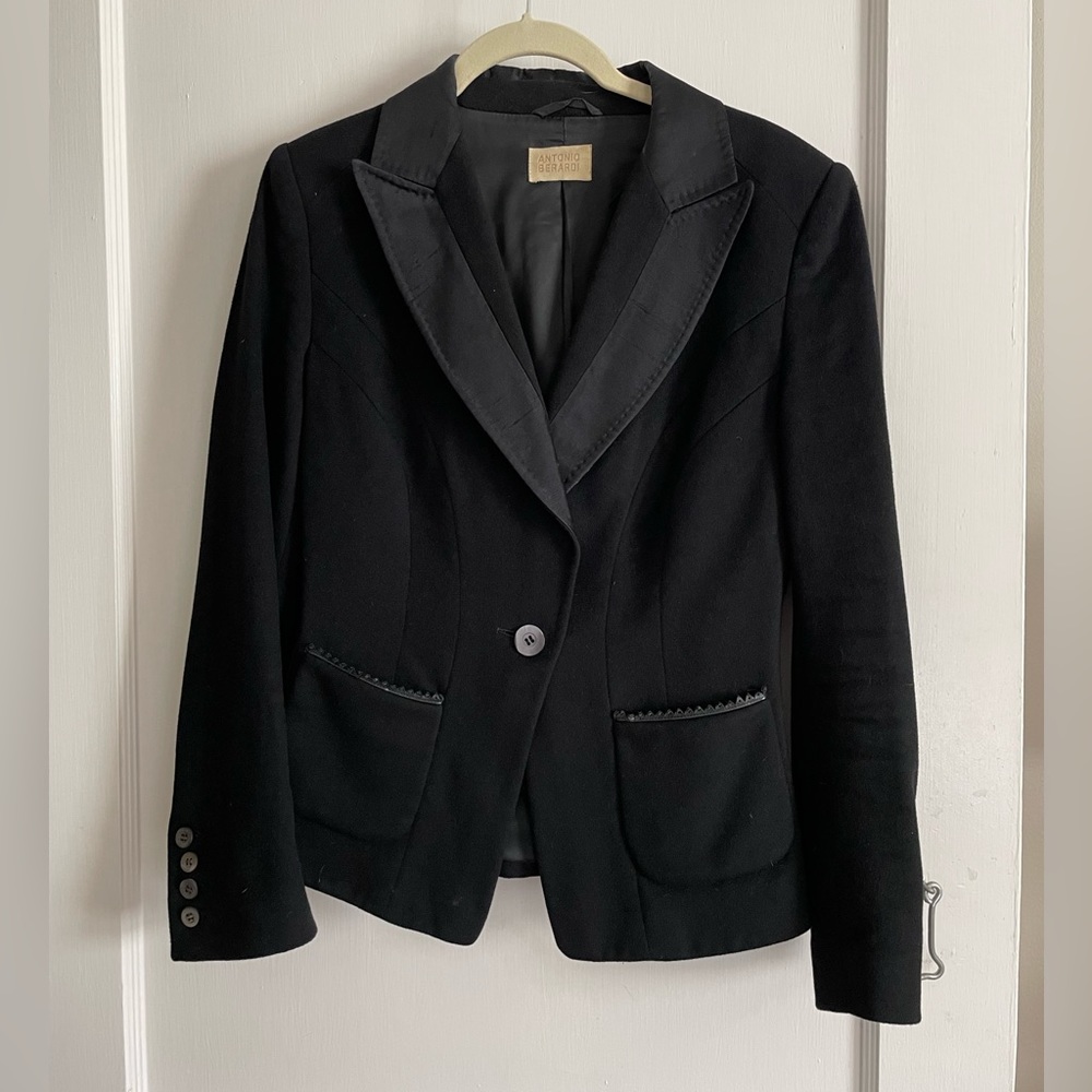 Vintage Tuxedo-Style Blazer
